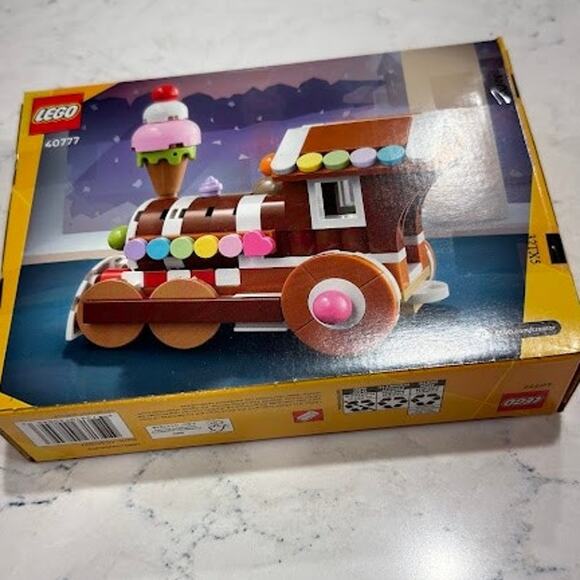 Lego Creator Gingerbread Train Set # 40777 - Picture 3 of 4